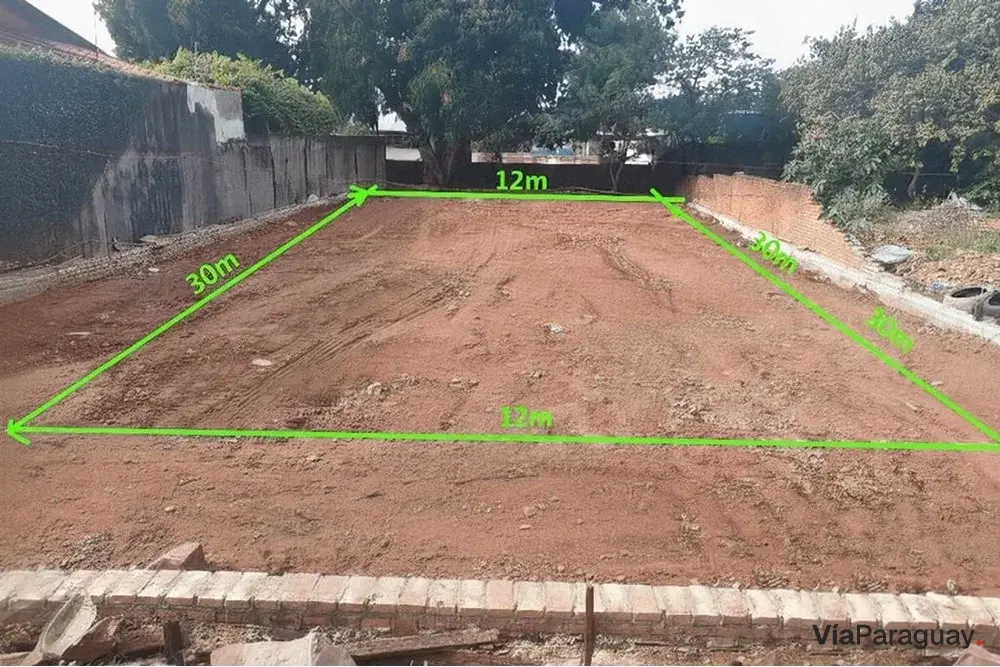 Terreno à venda em Cuatro Mojones, Lambaré