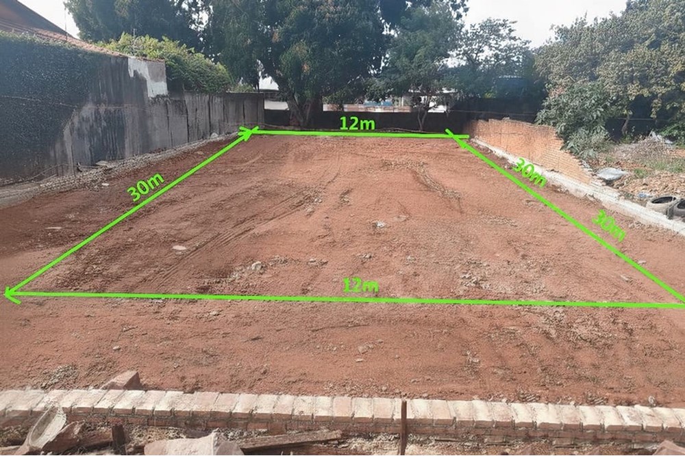 Land for sale in Cuatro Mojones, Lambaré