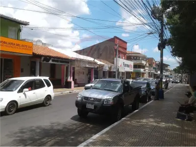 Land for sale in the commercial center of Luque