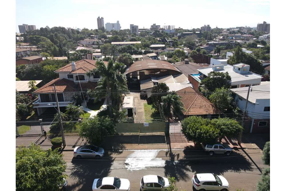 Terreno à venda no centro de Encarnación, Itapúa