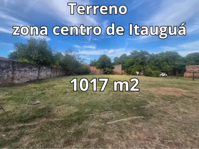 Terreno à venda no centro de Itauguá, Central