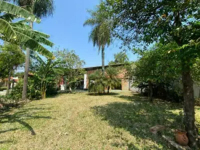 Terreno à venda no Centro de Luque, Central