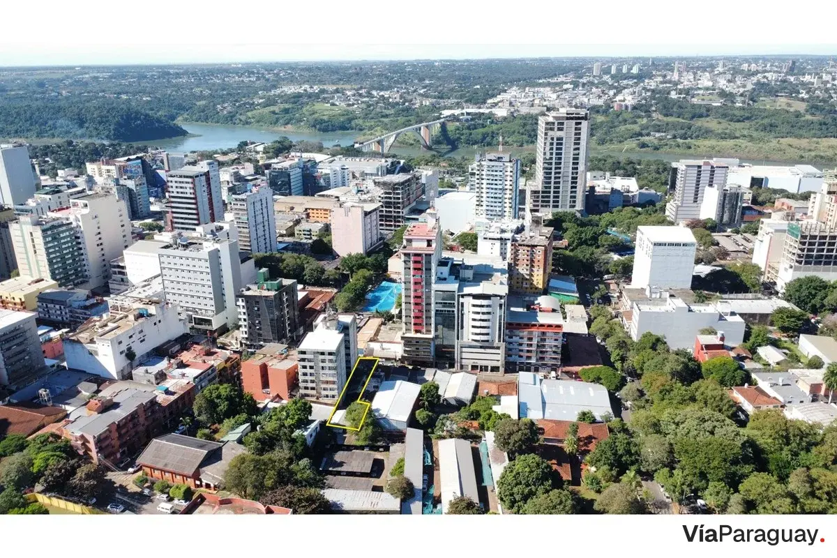Terreno à venda no Microcentro de Ciudad del Este