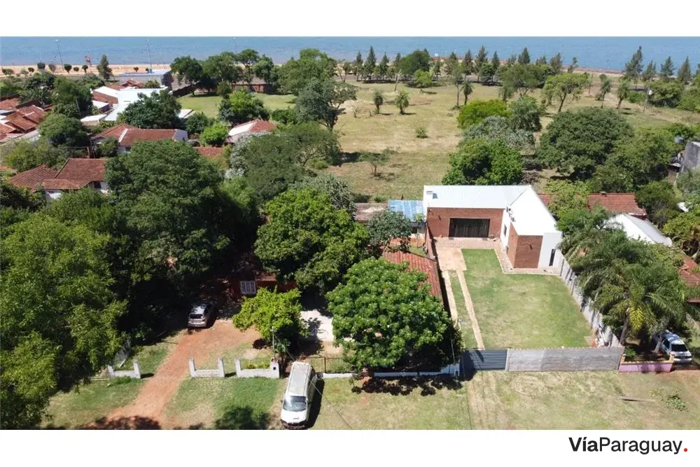 Terreno à venda em Encarnación, Itapúa
