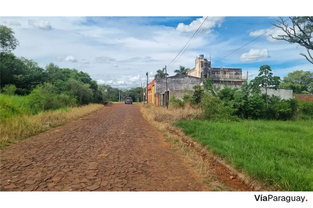 Land for sale in Encarnación, Itapúa
