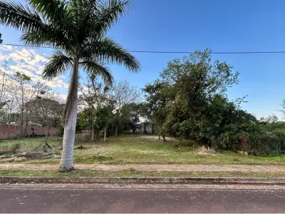 Terreno en venta en Encarnación, Itapúa
