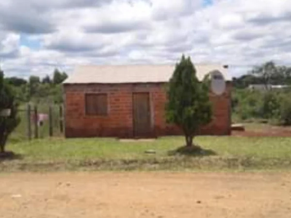 Terreno à venda em Encarnação, Itapúa — Perto da Rota 6