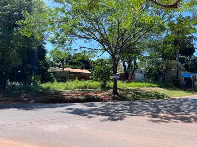 Corner land for sale in Barrio J. Augusto, Capiatá