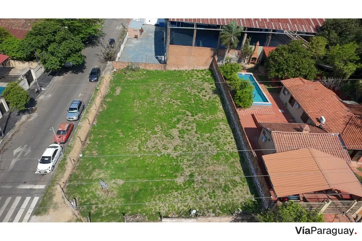 Terreno en venta en esquina, barrio San Antonio, Asunción