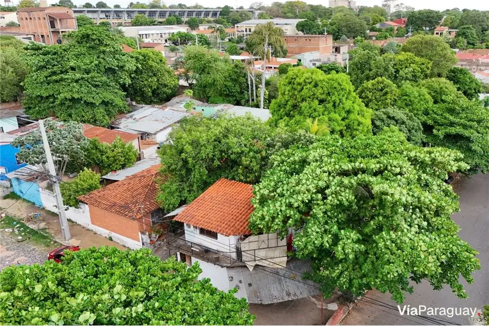 Terreno en venta en esquina, barrio San Antonio, Asunción