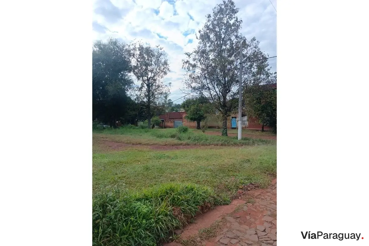 Land for sale on a corner in Cambyretá, Encarnación
