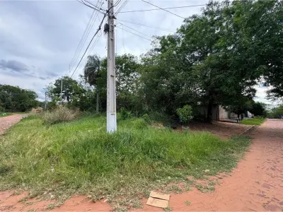 Land for sale on a corner in Capilla del Monte