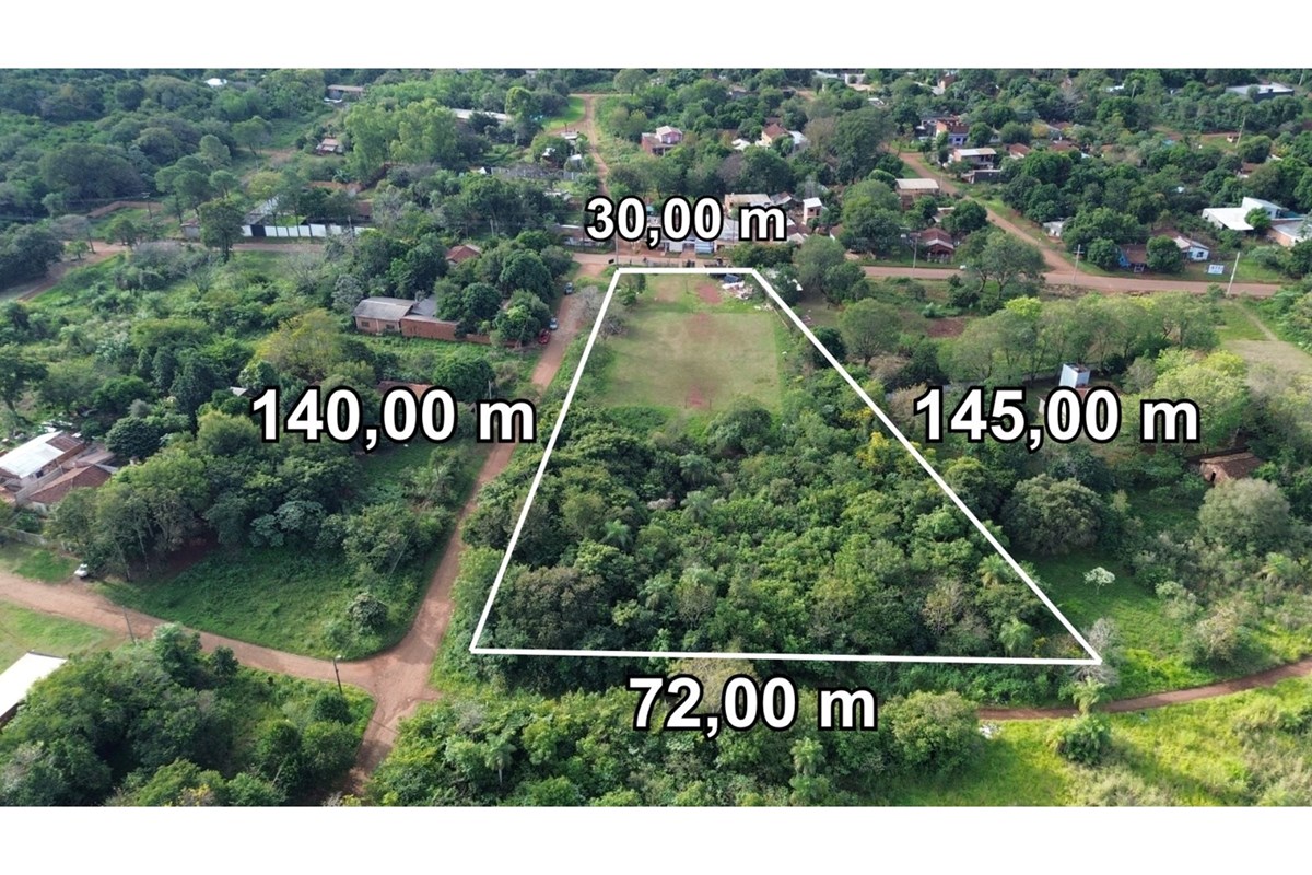 Land for sale on a corner in Chaipé, Encarnación