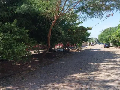 Land for sale on corner in Lambaré, Central