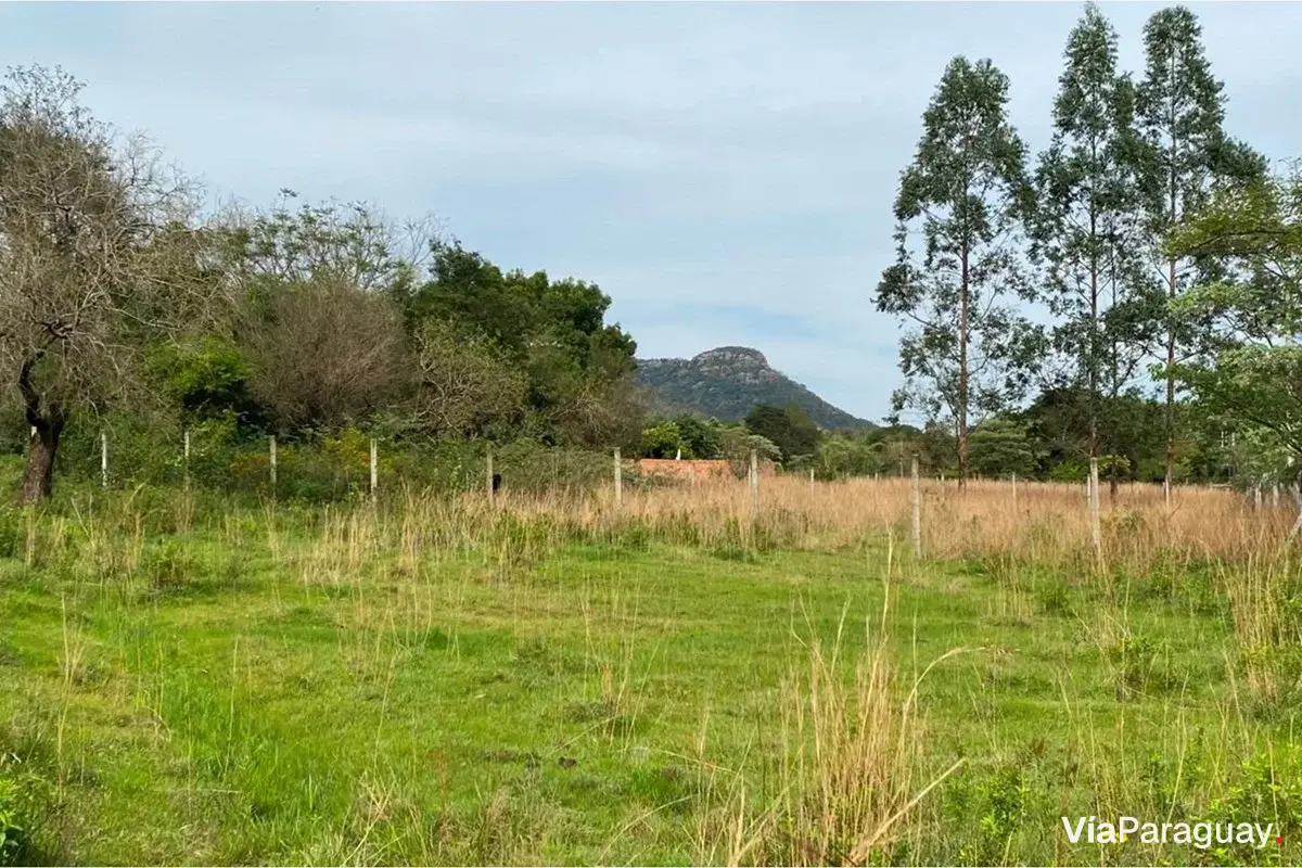 Terreno en venta en esquina en Mbatoví, Paraguarí