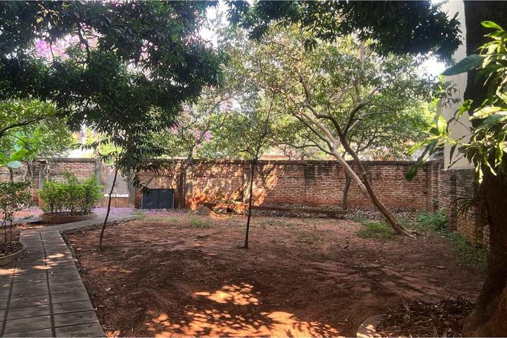 Terreno en venta en esquina en Tembetary, Asunción