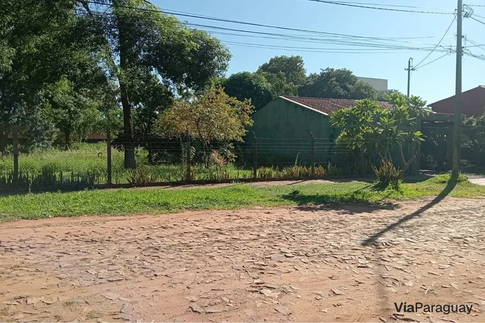 Terreno à venda em Fernando de la Mora, Central