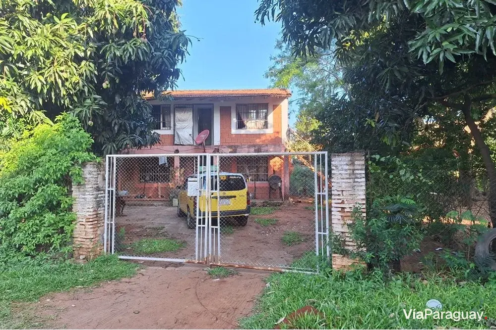 Terreno à venda em Fernando de la Mora, zona sul