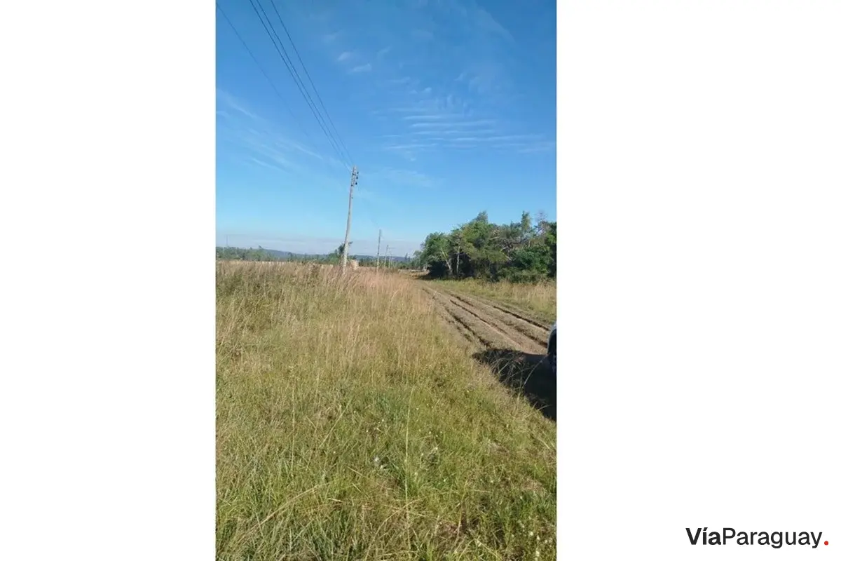 Terreno à venda em Hugua Hu, Ypacaraí