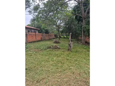 Terreno à venda em Itauguá, Central