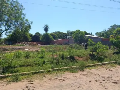 Terreno à venda em J. A. Saldivar, 860 m²