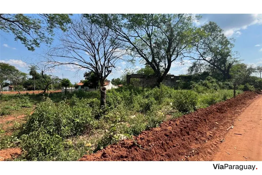 Terreno à venda em Jukyry, Areguá