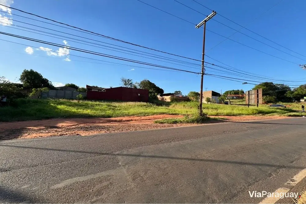 Terreno à venda em Kennedy, Capiata