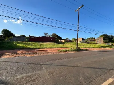 Terreno à venda em Kennedy, Capiata