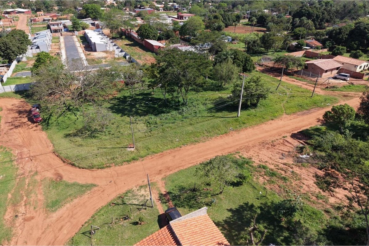 Terreno à venda em Kennedy, Capiatá