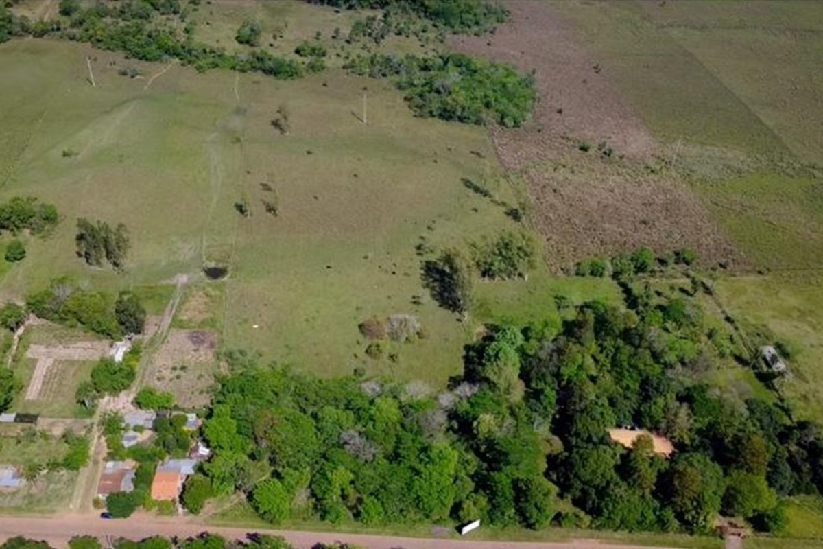 Terreno à venda em La Colmena, Paraguarí
