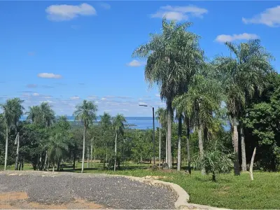 Terreno en venta en La Sierra, San Bernardino
