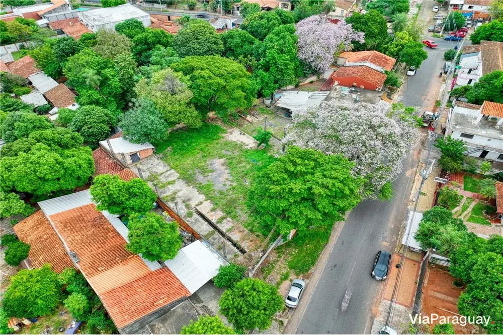 Terreno à venda em Lambaré, bairro Pilar