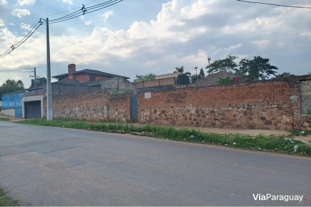 Terreno à venda em Lambaré, Central