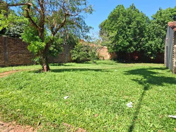 Terreno en venta en Laurelty, Luque