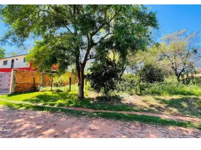 Terreno en venta en Limpio, barrio Mbajue
