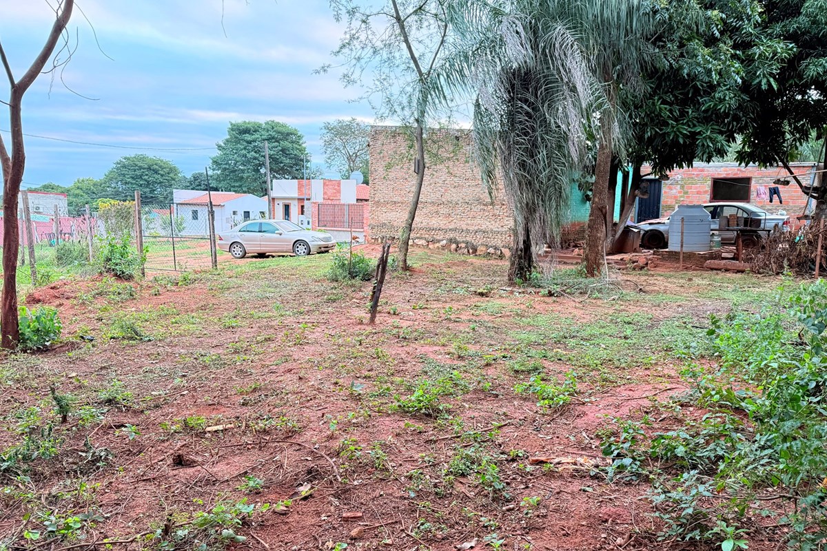 Terreno en venta en Limpio, Col. Juan de Salazar, 360 m²