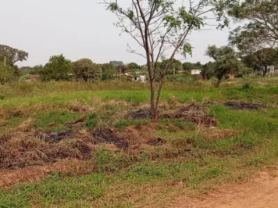 Terreno en venta en Loma Merlo, Luque