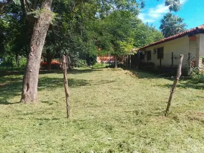 Terreno à venda em Loma Merlo, Luque