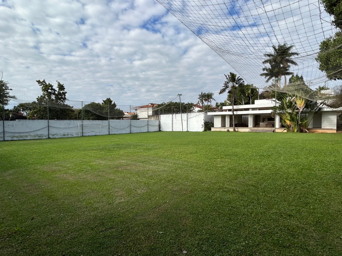 Terreno en venta en Los Laureles, Asunción