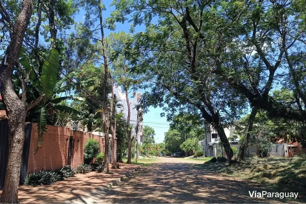 Terreno à venda em Luque, Campo Grande