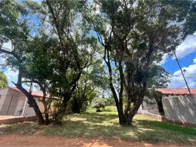 Terreno à venda em Luque, Central