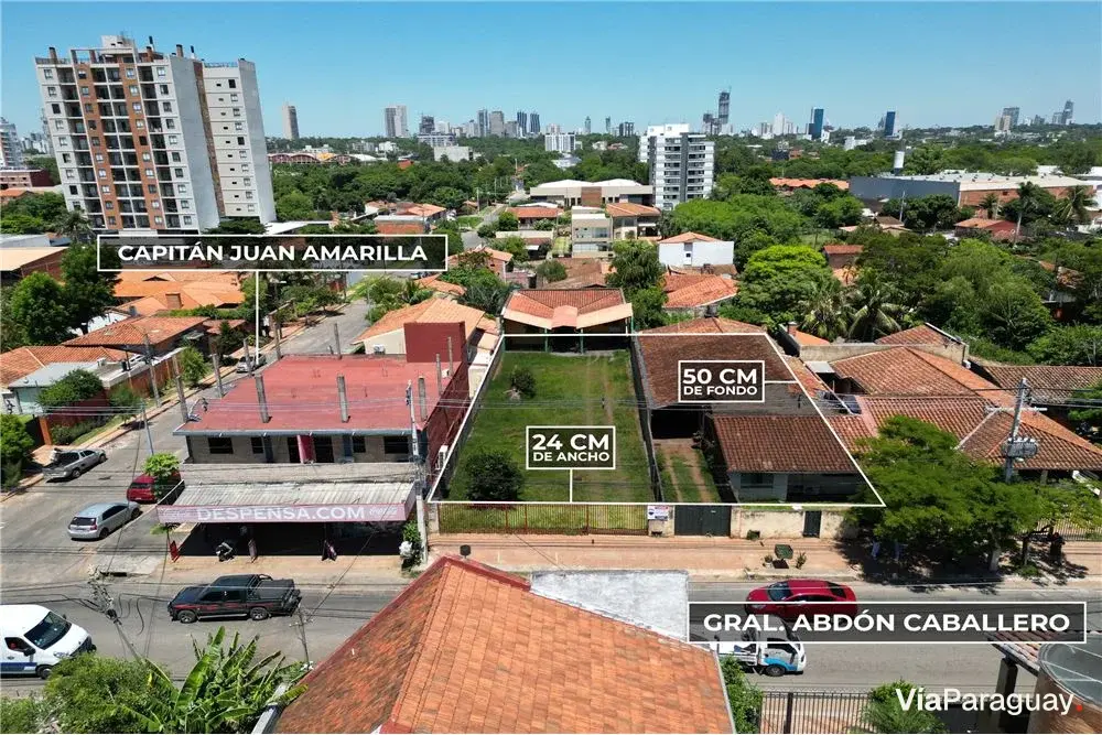 Terreno à venda em Luque, região do CIT