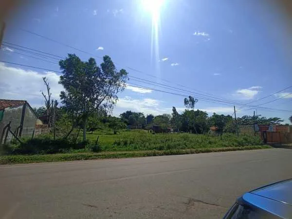 Terreno en venta en Luque, zona Rakyura sobre asfalto