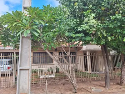 Terreno à venda em Madame Lynch, Assunção