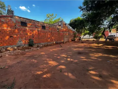 Terreno à venda em Maka'i, Luque