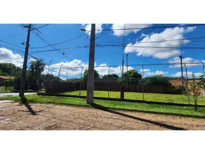 Terreno à venda em Maka'i, Luque, 390 m²