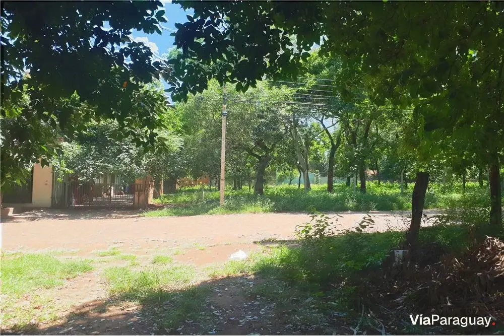 Terreno à venda em María Auxiliadora, Mariano Roque Alonso
