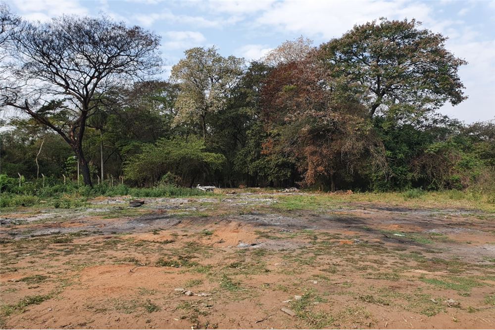 Terreno à venda em María Auxiliadora, Mariano Roque Alonso