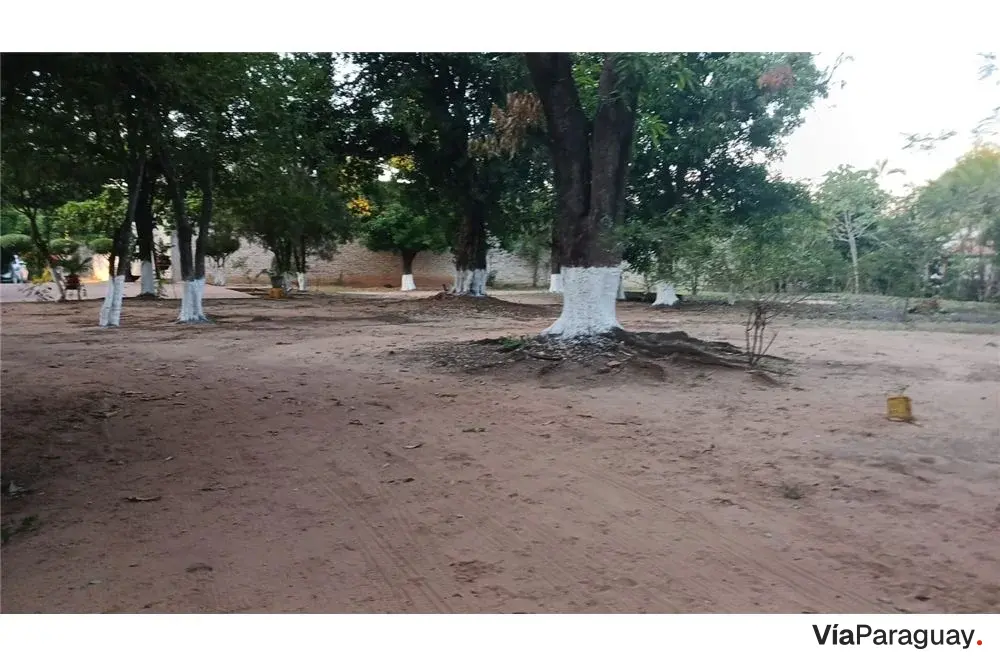 Terreno à venda em Mariano Roque Alonso, 1.461 m²