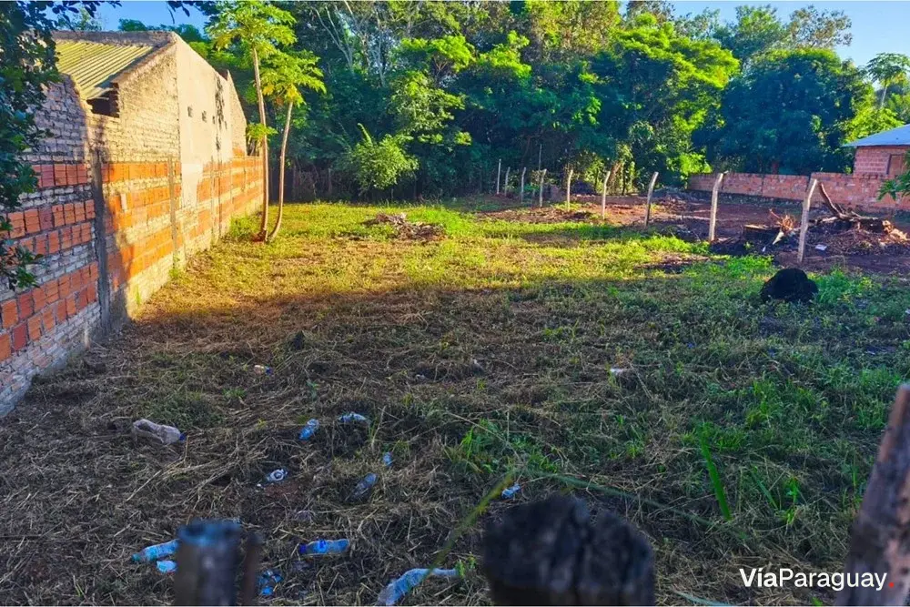 Terreno à venda em Montaña Alta, Limpio